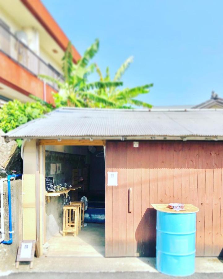 奄美ゲストハウス Hub A Nice Inn Setouchi  Exteriér fotografie